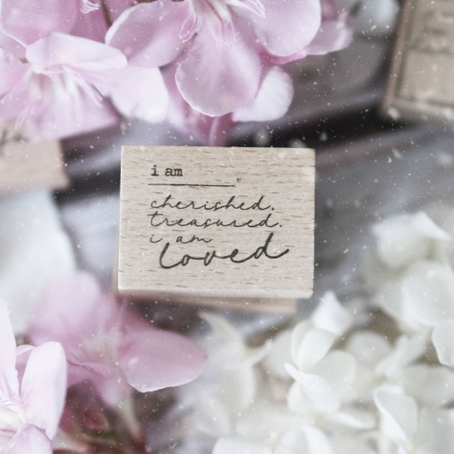 Sello Loved (I am series)