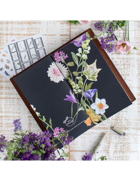 Libreta grapada Night Bloom B (P. semanal atemporal) 11 x 21 cm