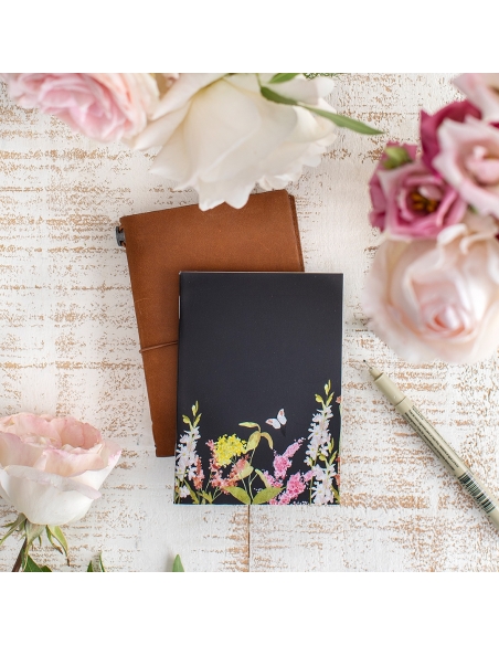 Libreta grapada Night Bloom B (P. semanal atemporal) 8.9 x 12.4 cm