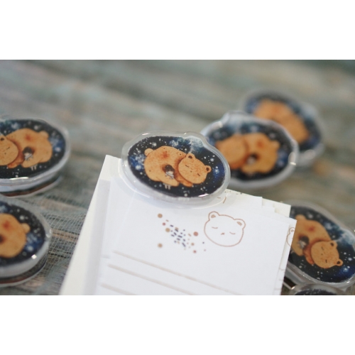 Acrylic Clip Bear Hug